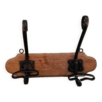 Coat hanger