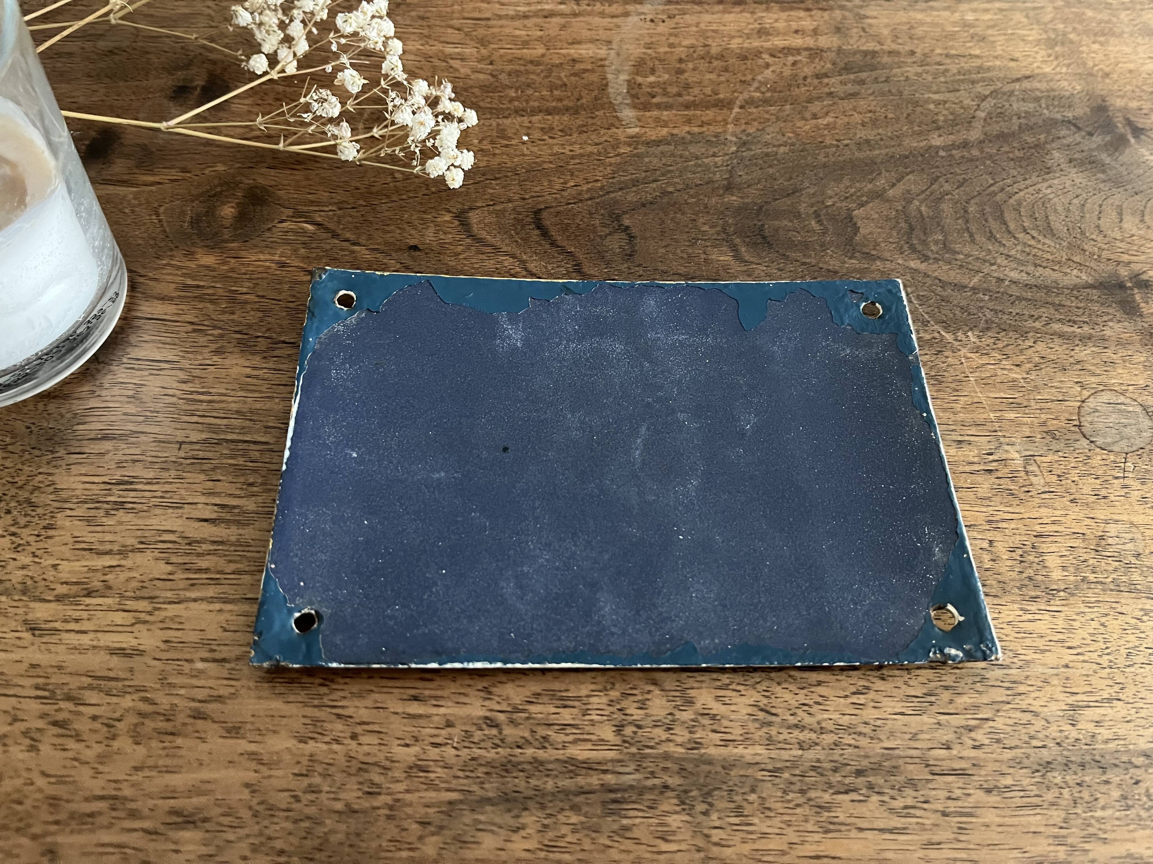 Enamelled plaque number 20