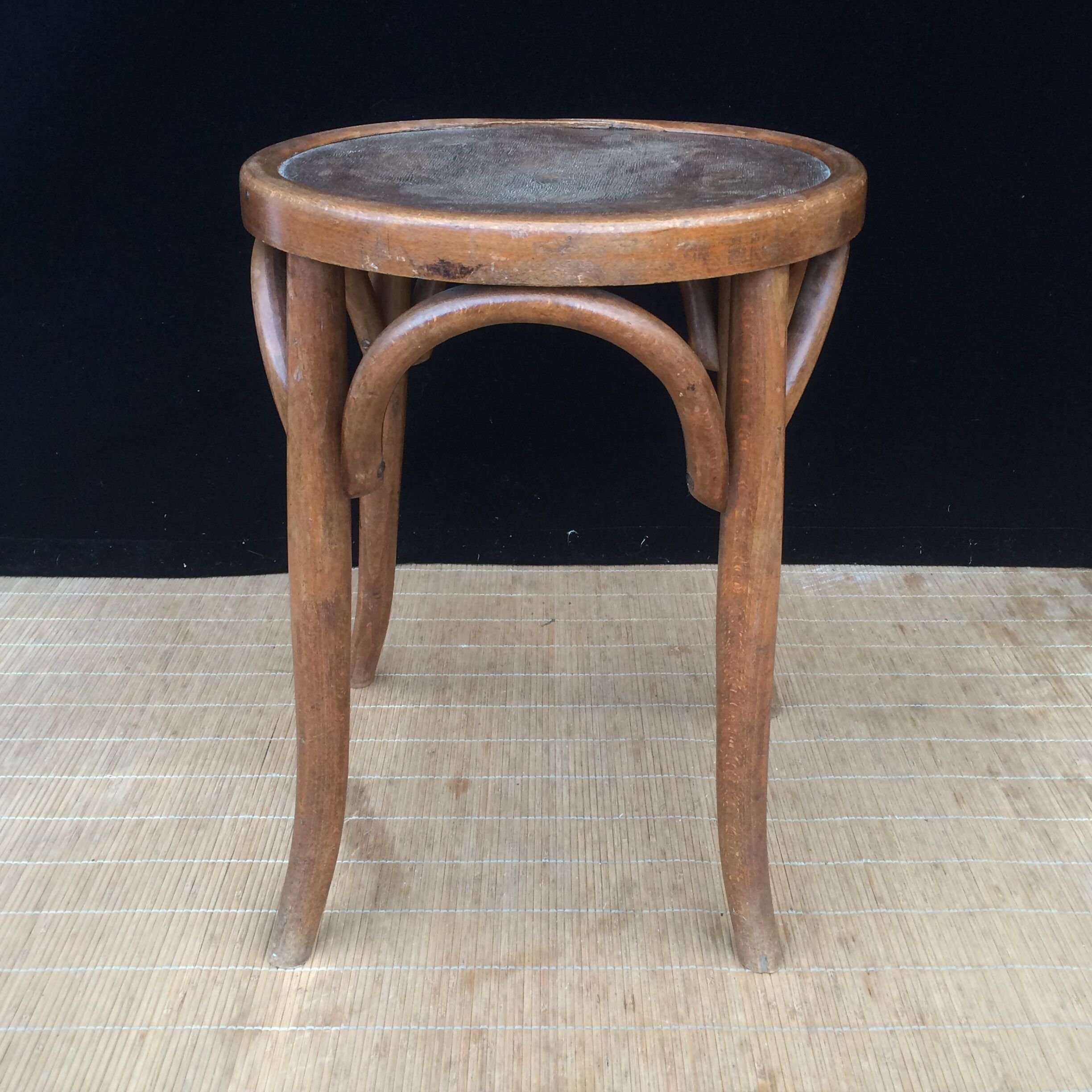 Tabouret Thonet