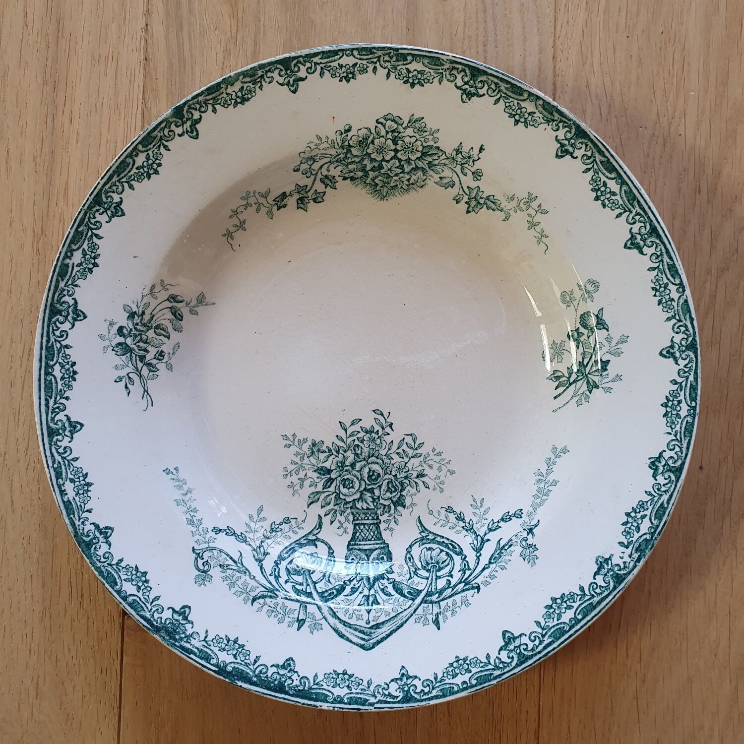 Hollow plate terre de fer chevreuse