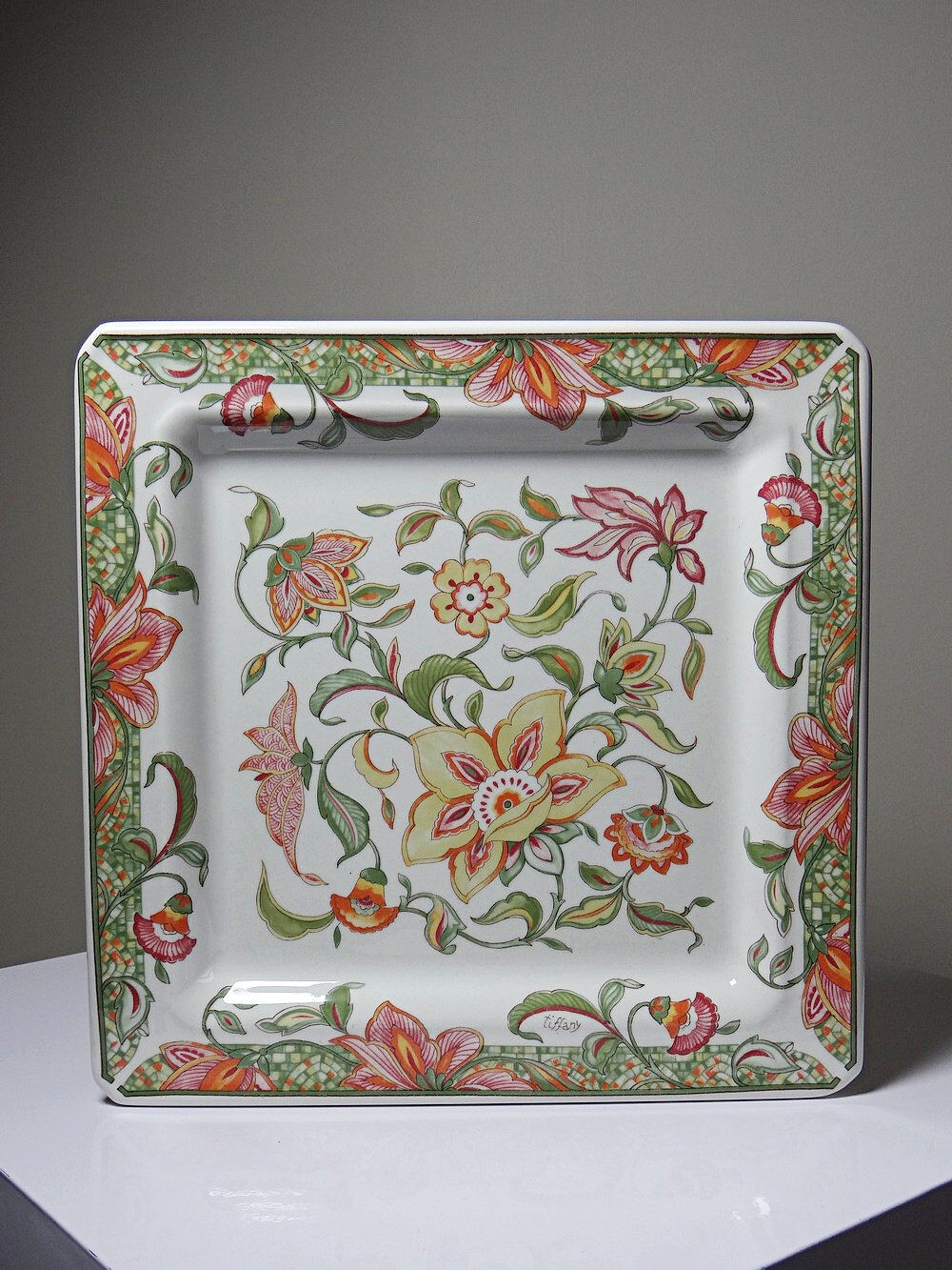 Set of 4 plates/dishes Tiffany Boutique, vintage Italian ceramic