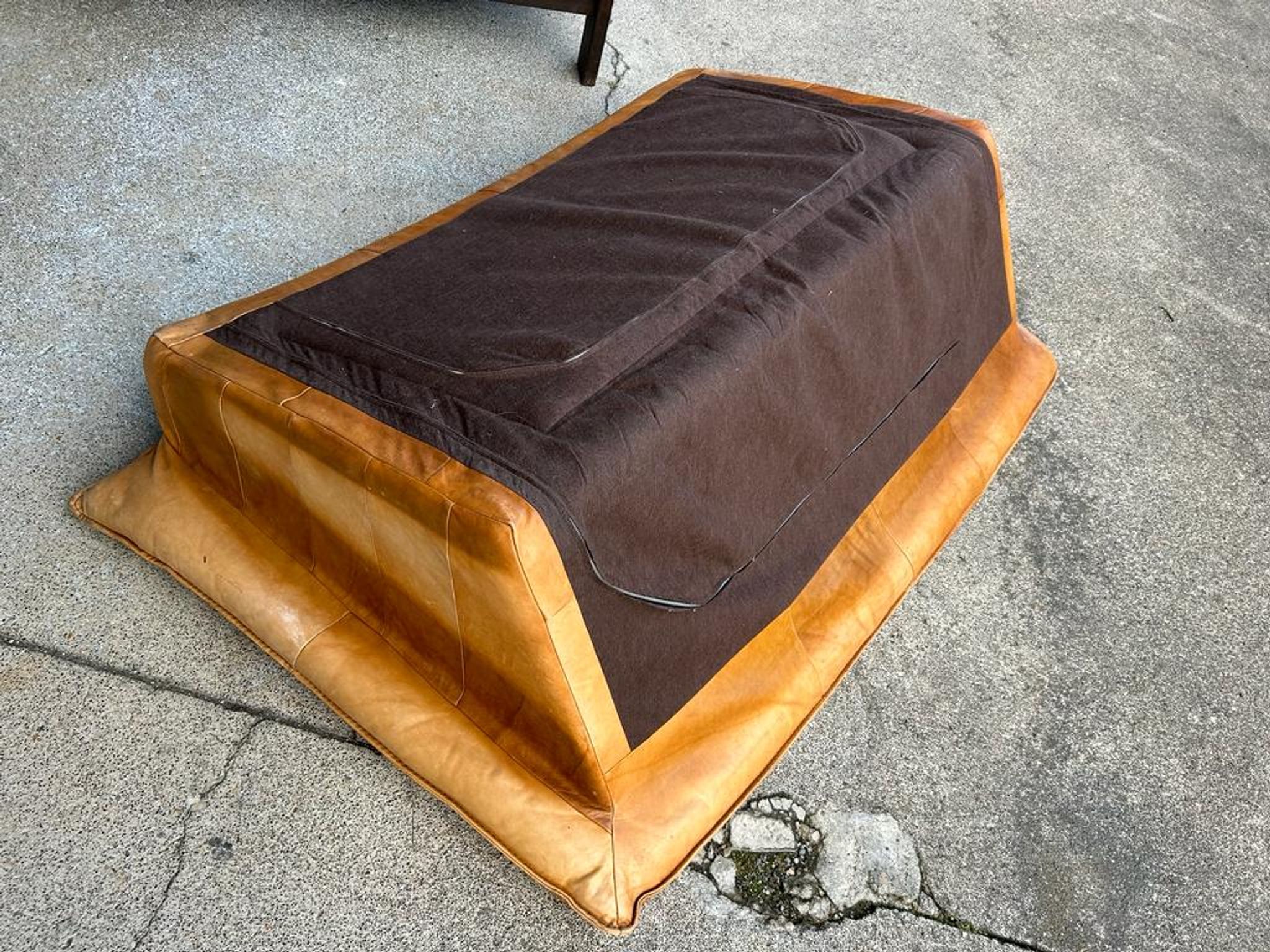 Vintage scandinavian sofa in bake