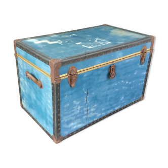 Old trunk