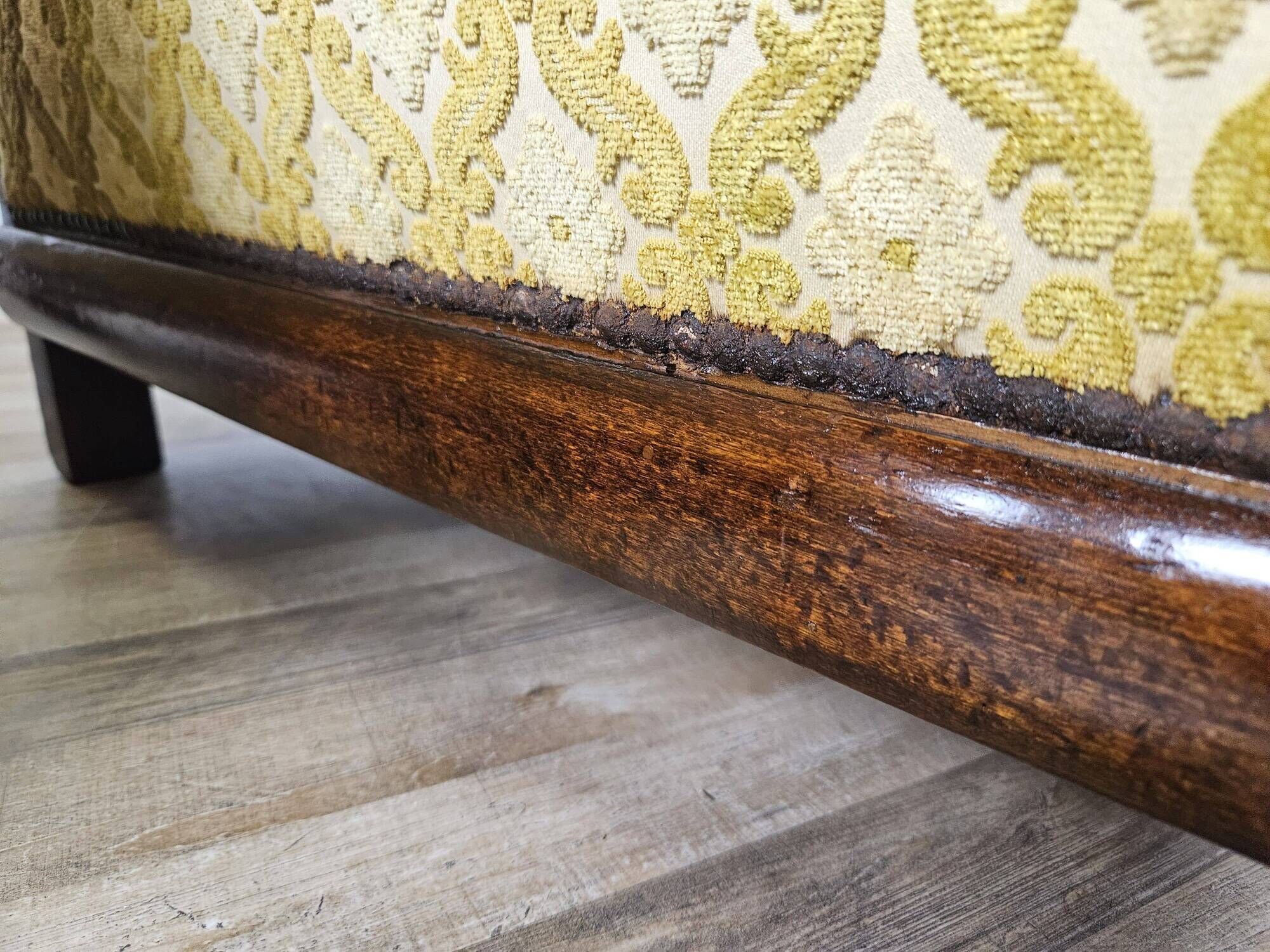Paire de fauteuils Art Déco des années 1930 recouverts de tissu