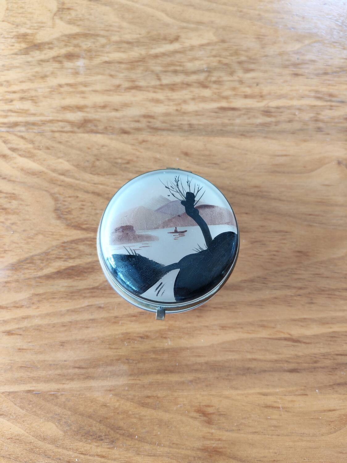 Art Nouveau glass paste bonbonnière