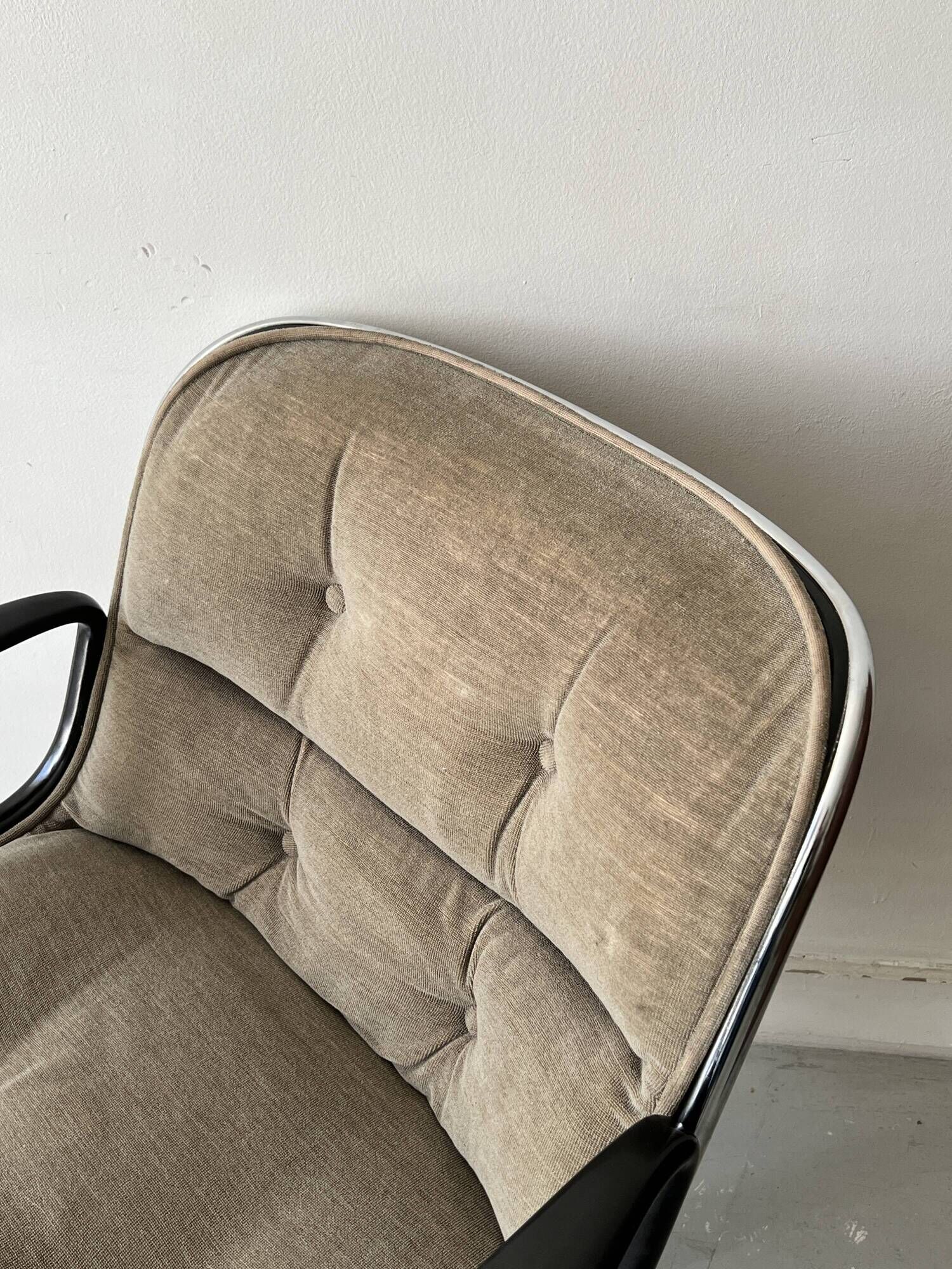 Velvet office chair with armrest by C. POLLOCK for Knoll