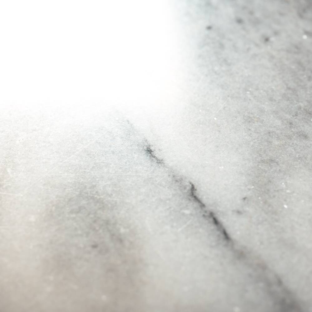 Table à manger ronde en marbre blanc dans le style d'Angelo Mangiarotti