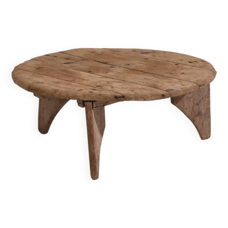 Antique round wooden table (c.1920)