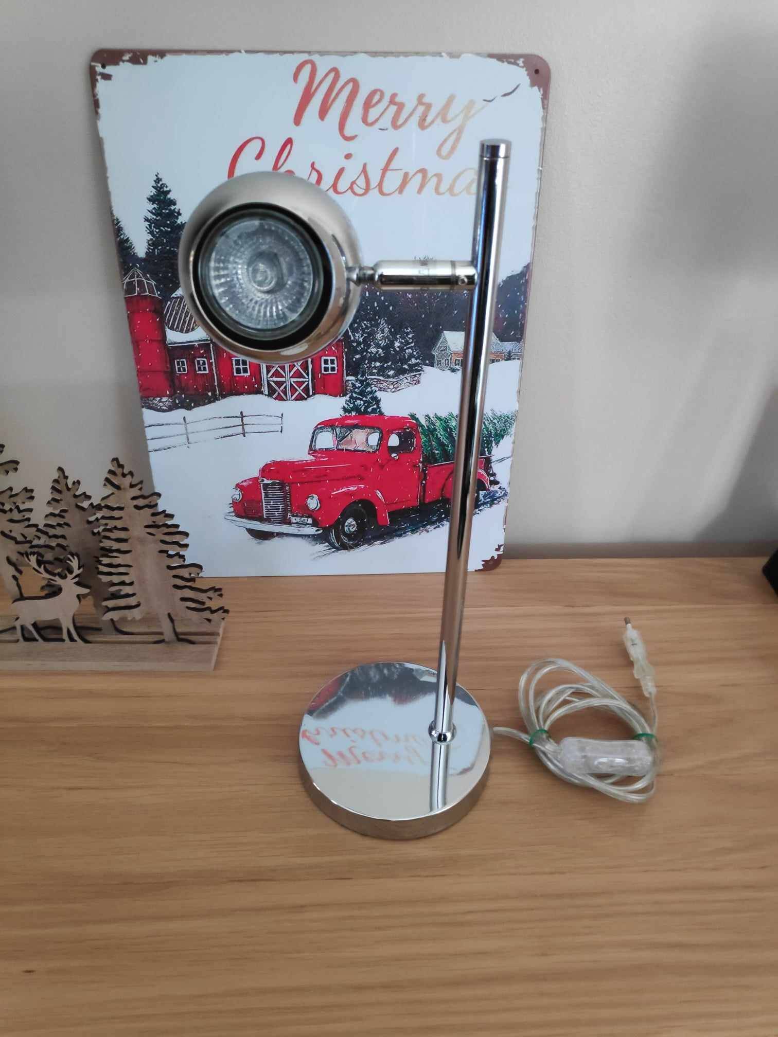 Agemob International eyeball type lamp