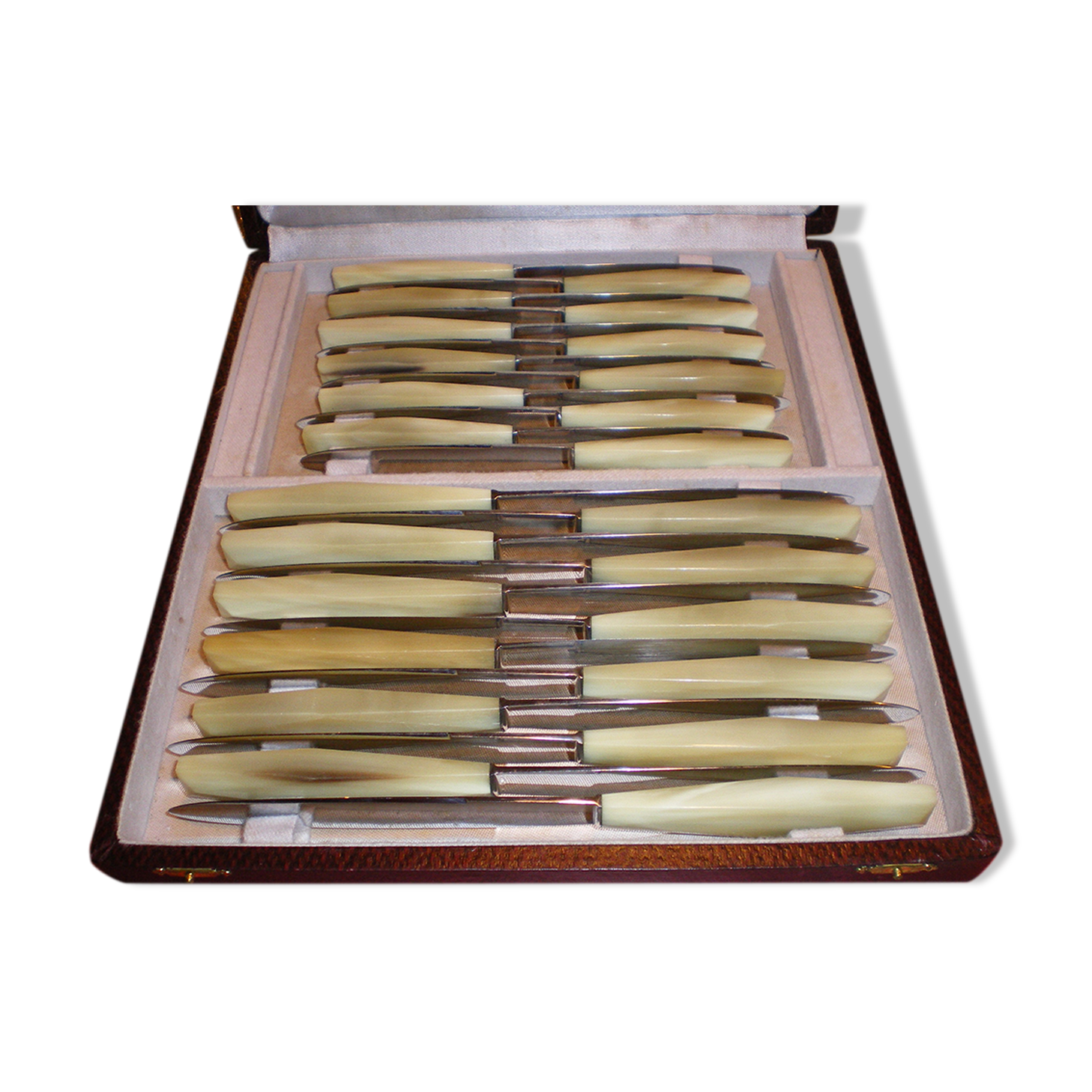 Box 24 old knives
