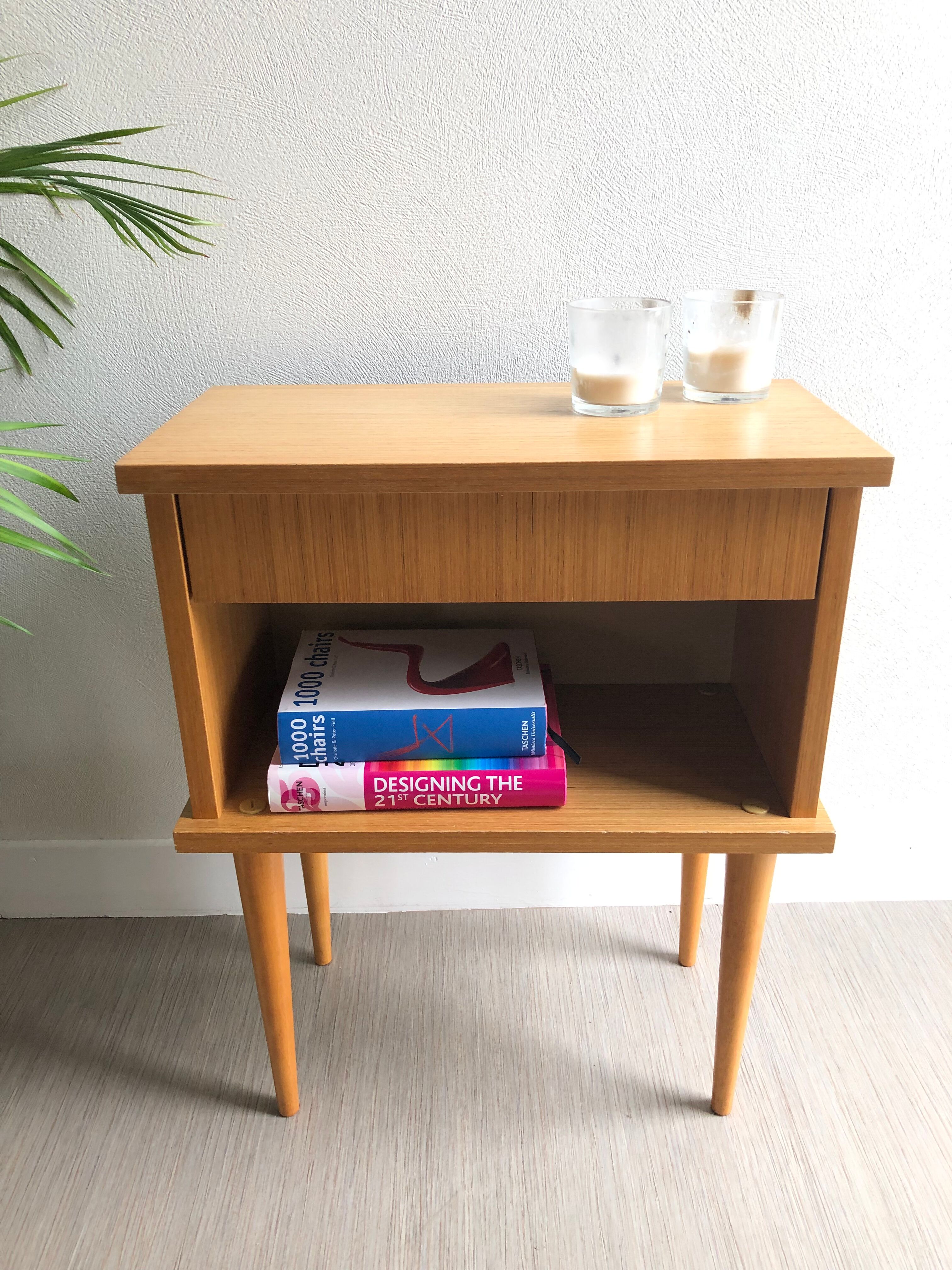 Bedside compass feet