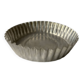 Ancien moule cannelé