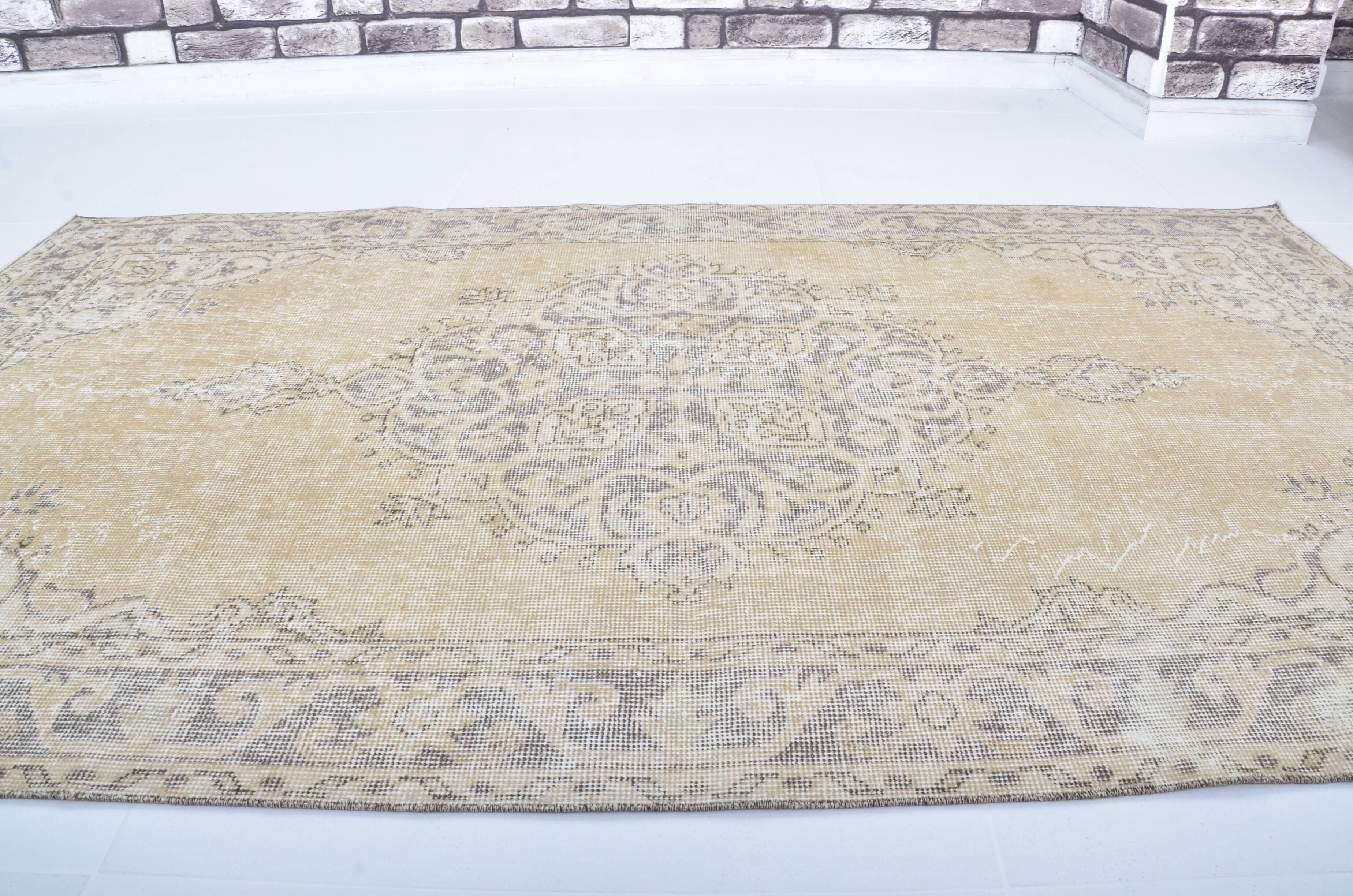 Anatolian Tribal Vintage Carpet sku 3351