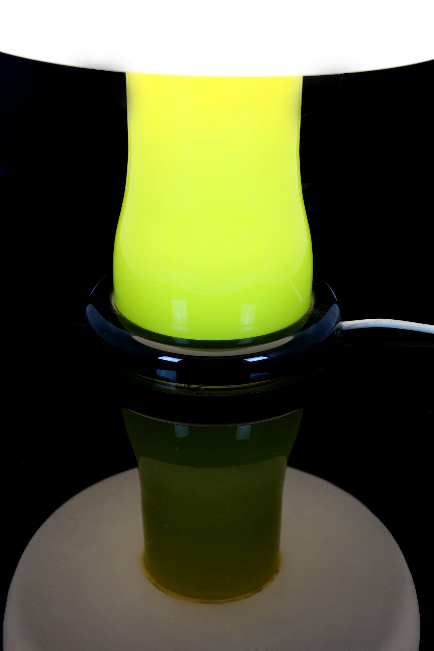 Glass mushroom table lamp from VEB Görlitz, 1970