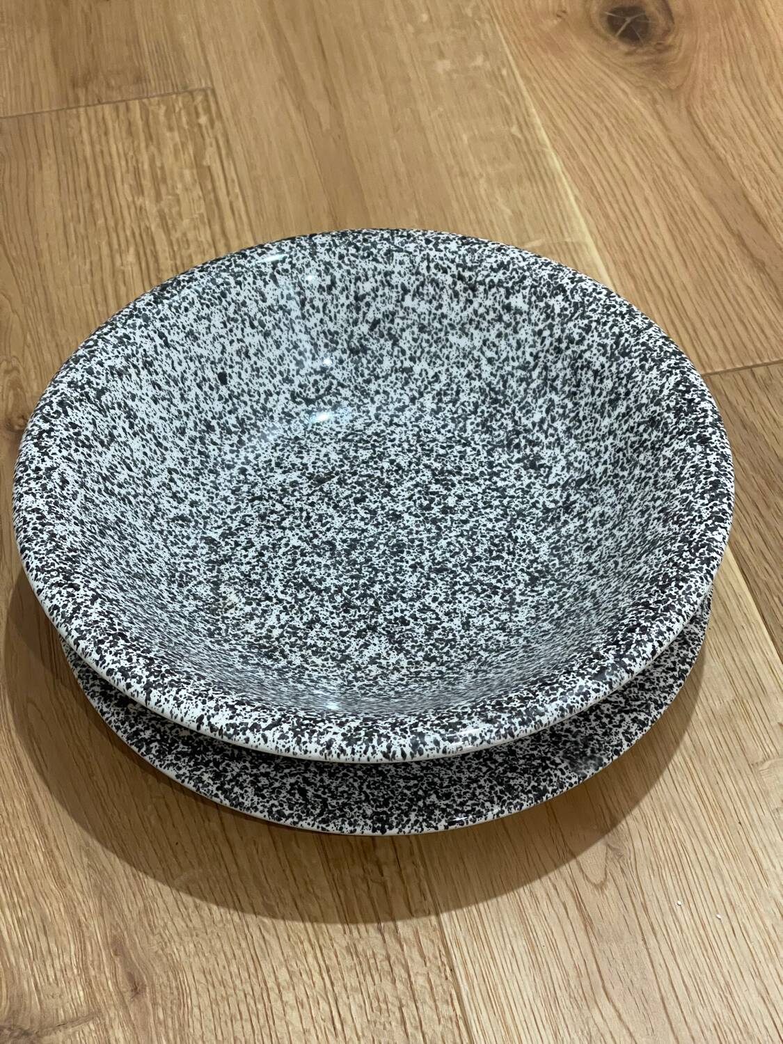 Flat and deep plates