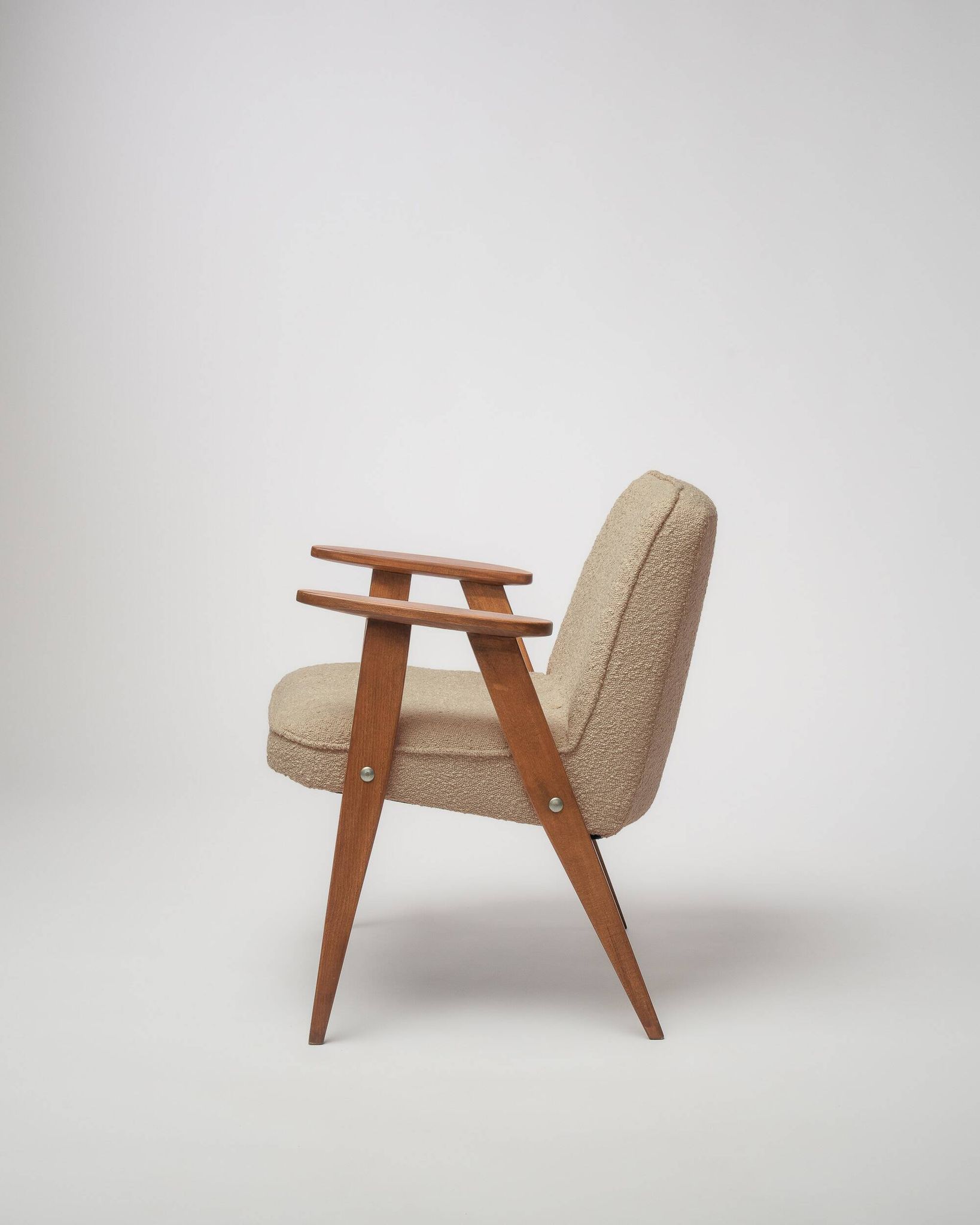 Chierowski 366 Mid-Century Modern Vintage Armchair