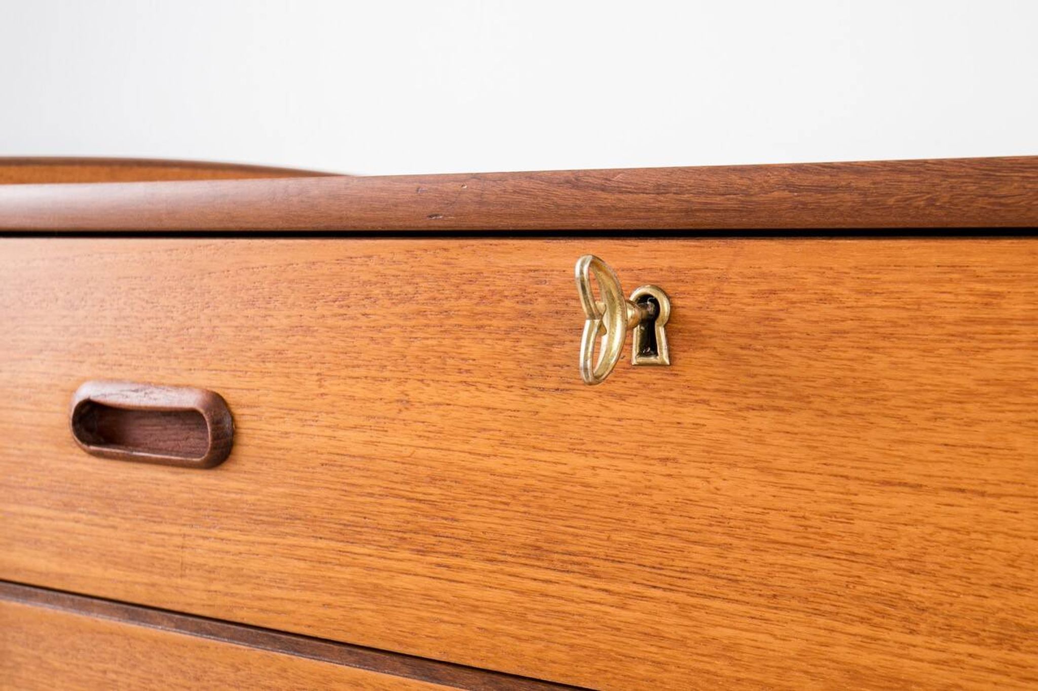 Scandinavian Teak Chest of Drawers, 1960s, Mid-Century Modern