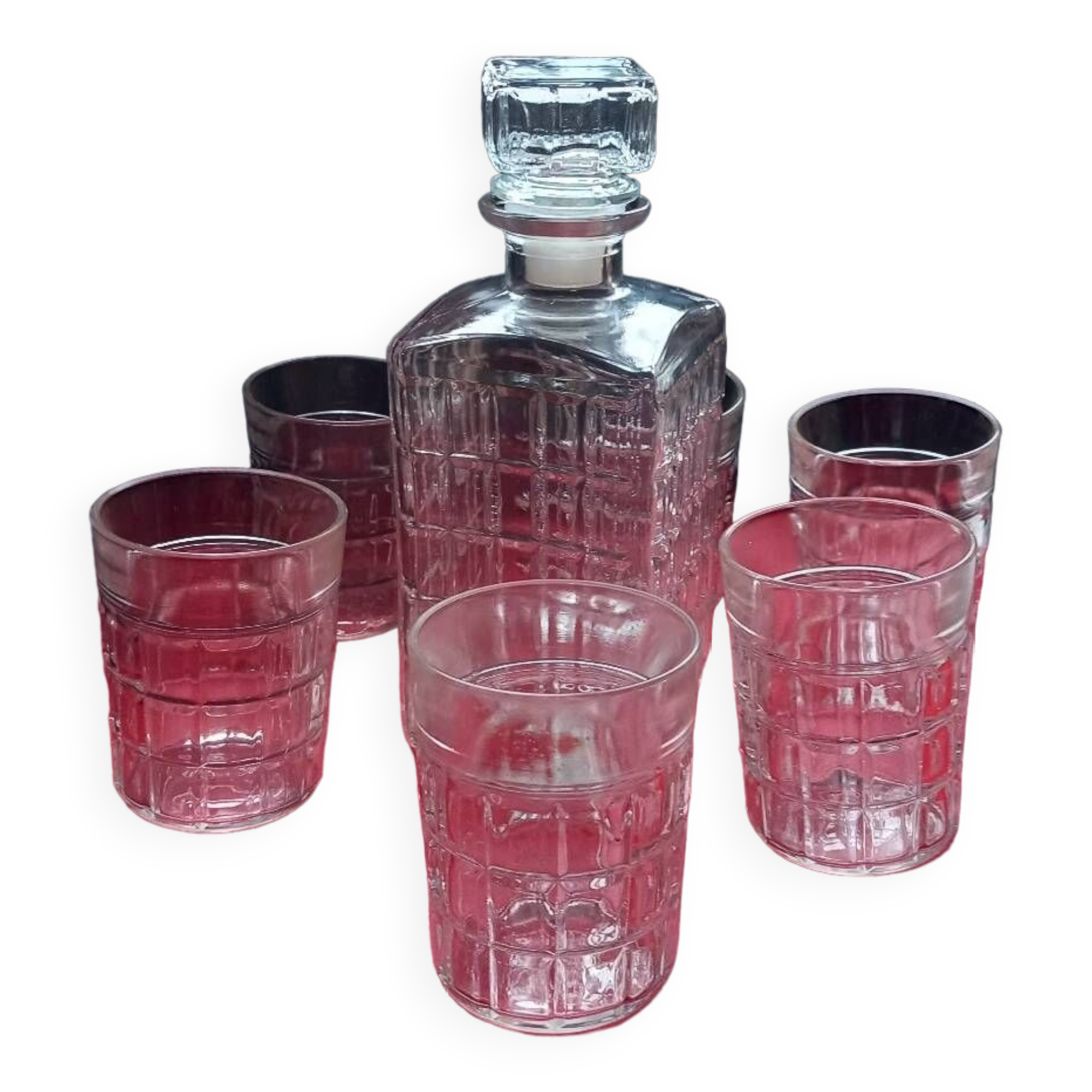 Whiskey decanter and 6 assorted glasses