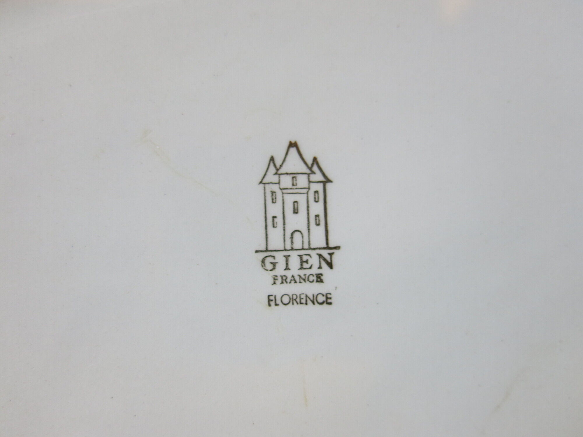 dish from Gien model "Florence"
