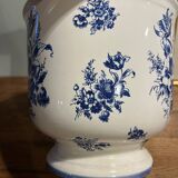 Italian Capodimonte flowerpot