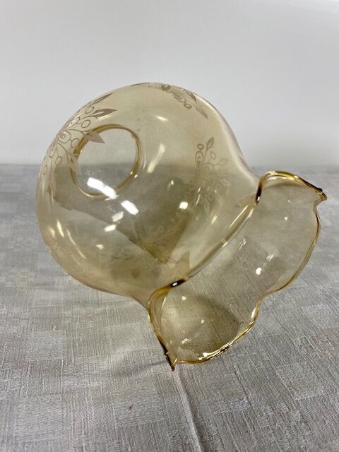 Decorated flamed glass lampshade