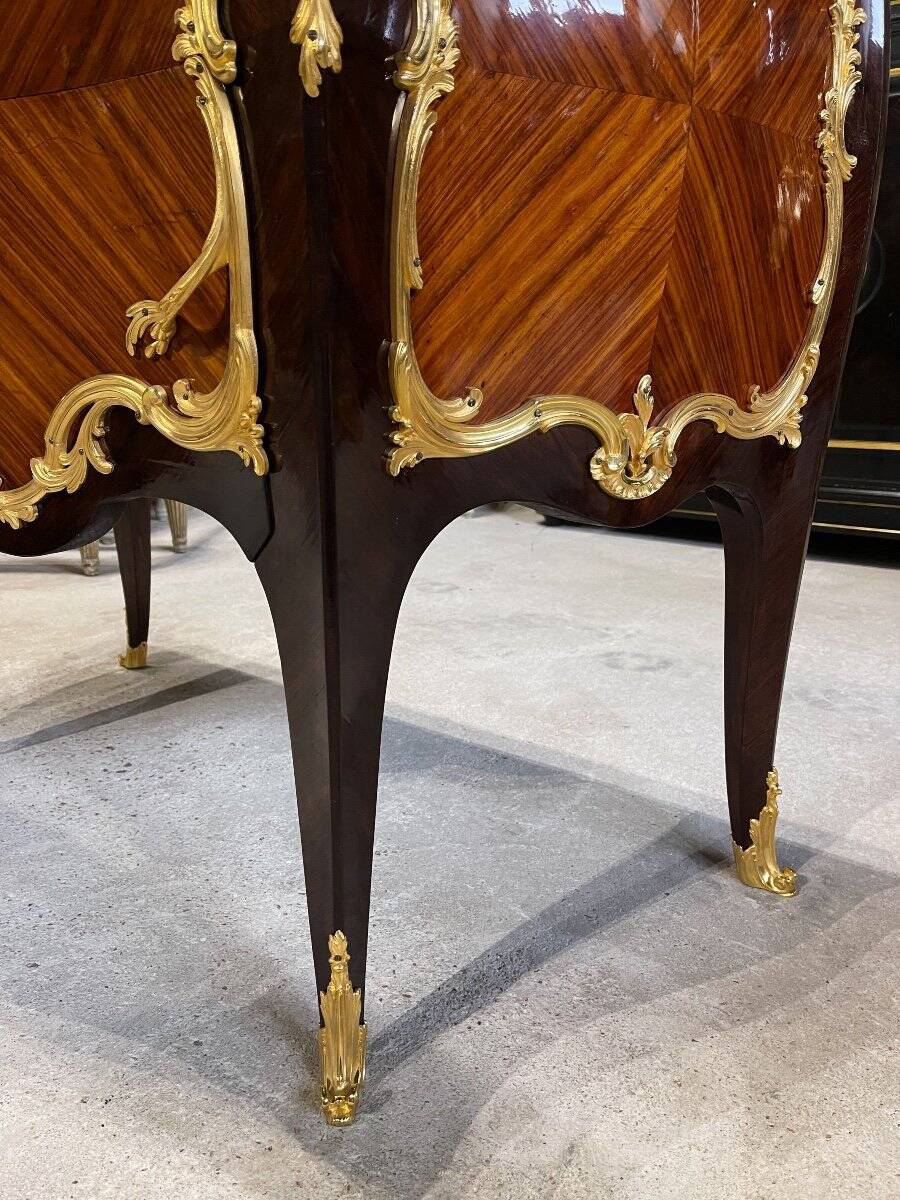 Jumping Commode in Marquetry and Gilded Bronzes Attributed to the House of Millet, 19th Century