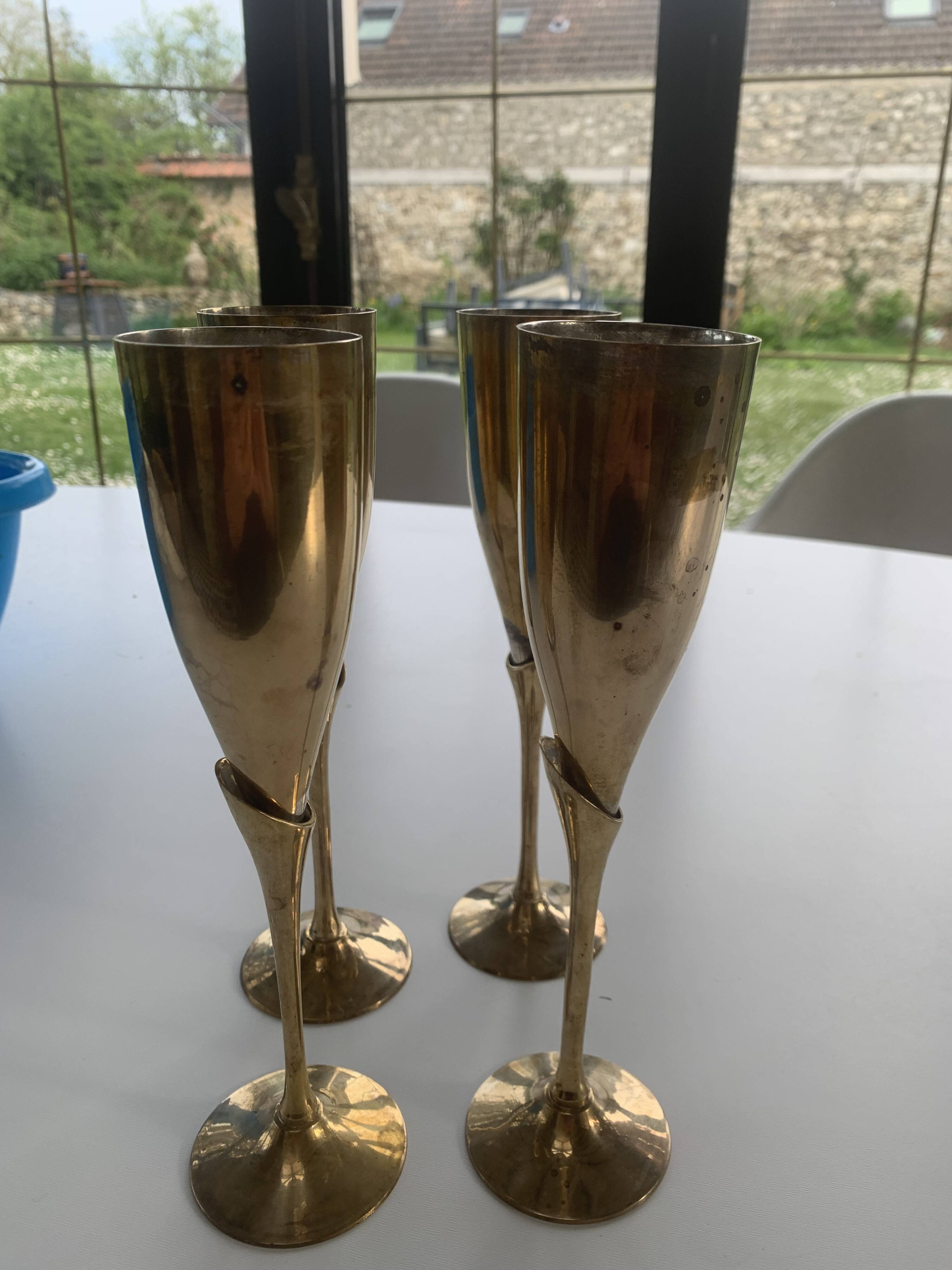 Set of 4 gold metal flutes, vintage 1970