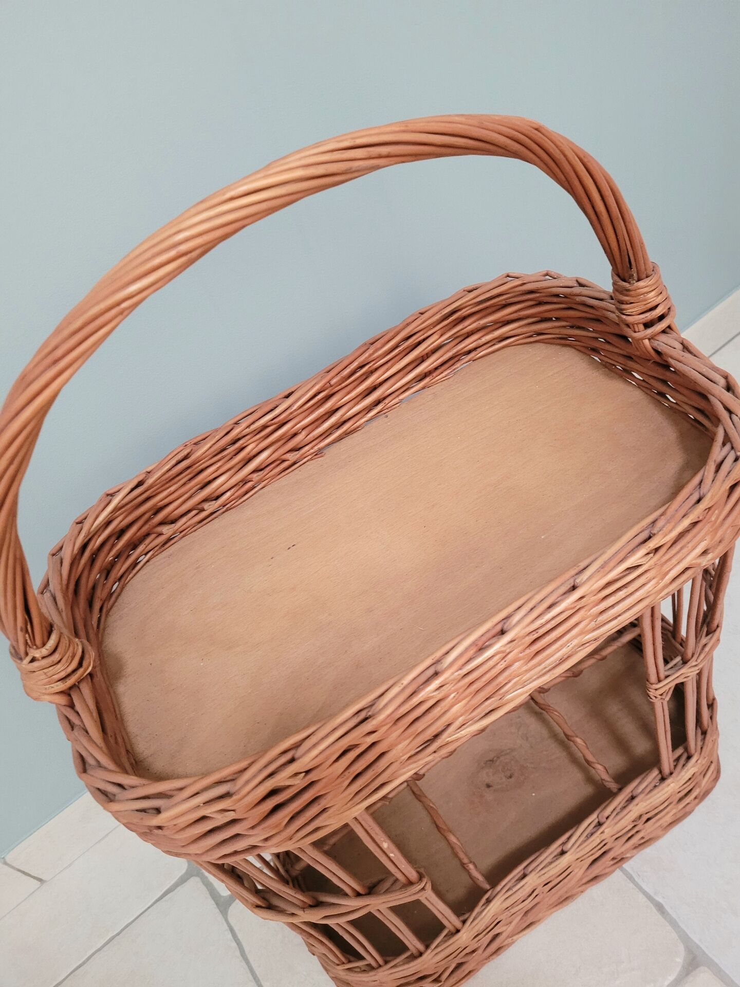 basket bar