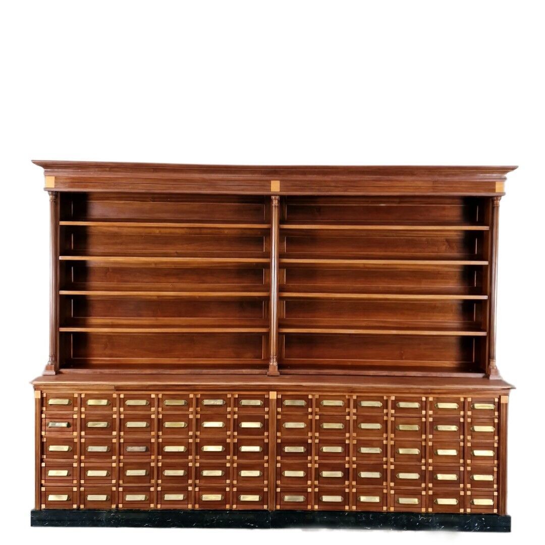 Grand cabinet d’apothicaire antique en acajou, 1909