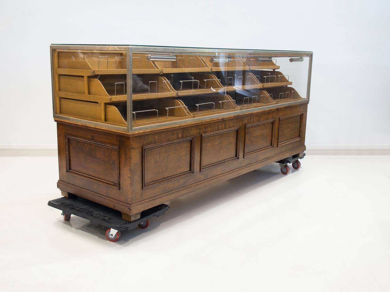 Shop counter made of birch and oak with twenty drawers, 1940s.