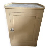 Beige and zinc jam maker