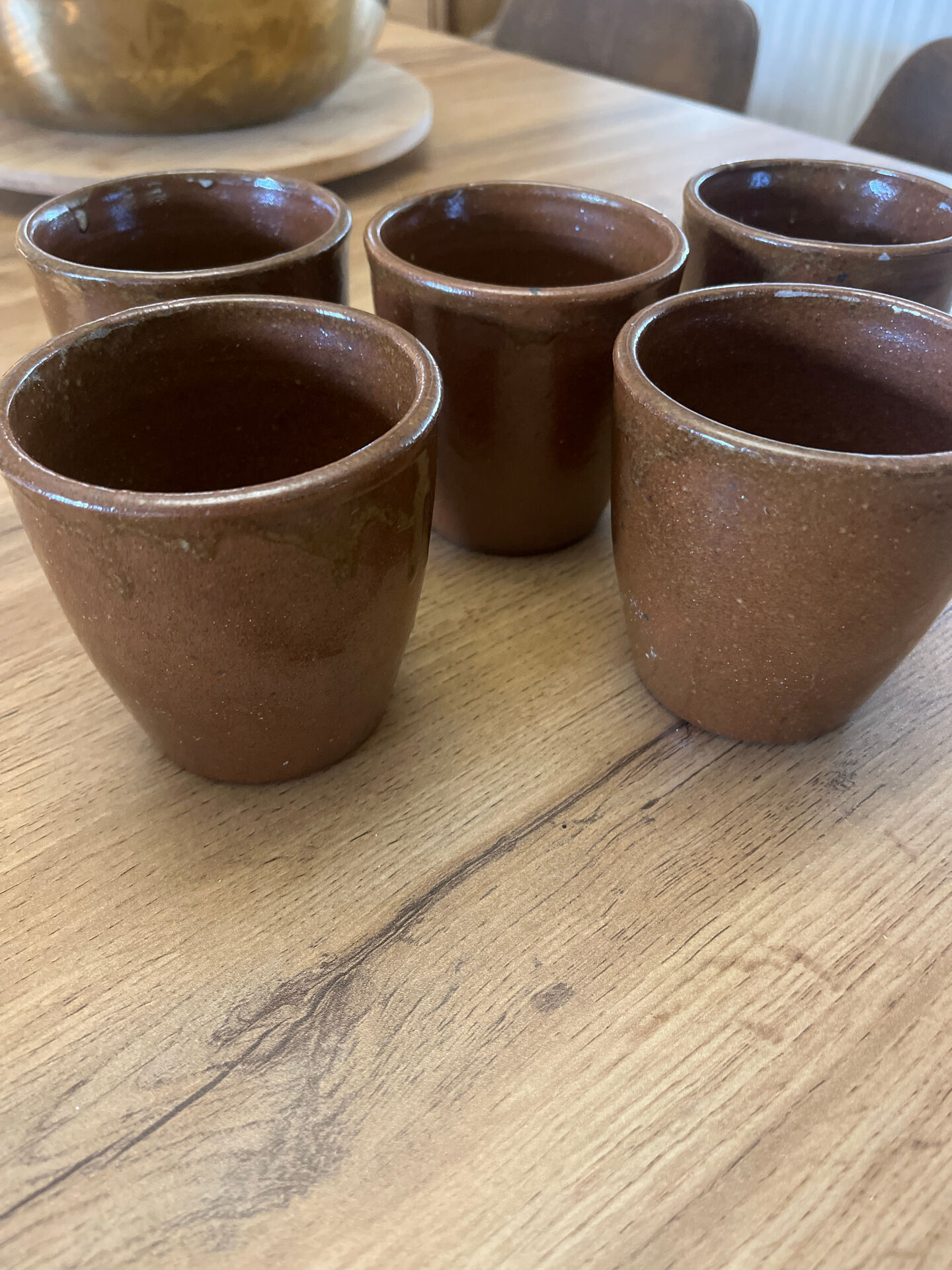 Set of 5 handcrafted ceramic cups –