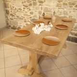 Farmhouse table