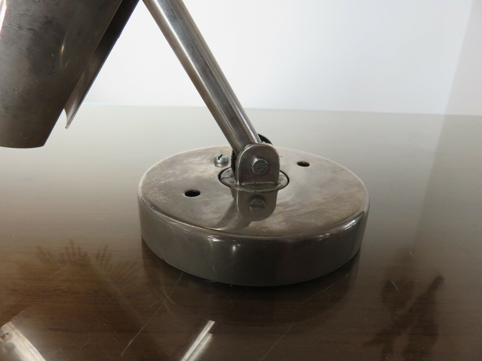 Minimalist wall lamp " lita " articulated in chrome brass 70s