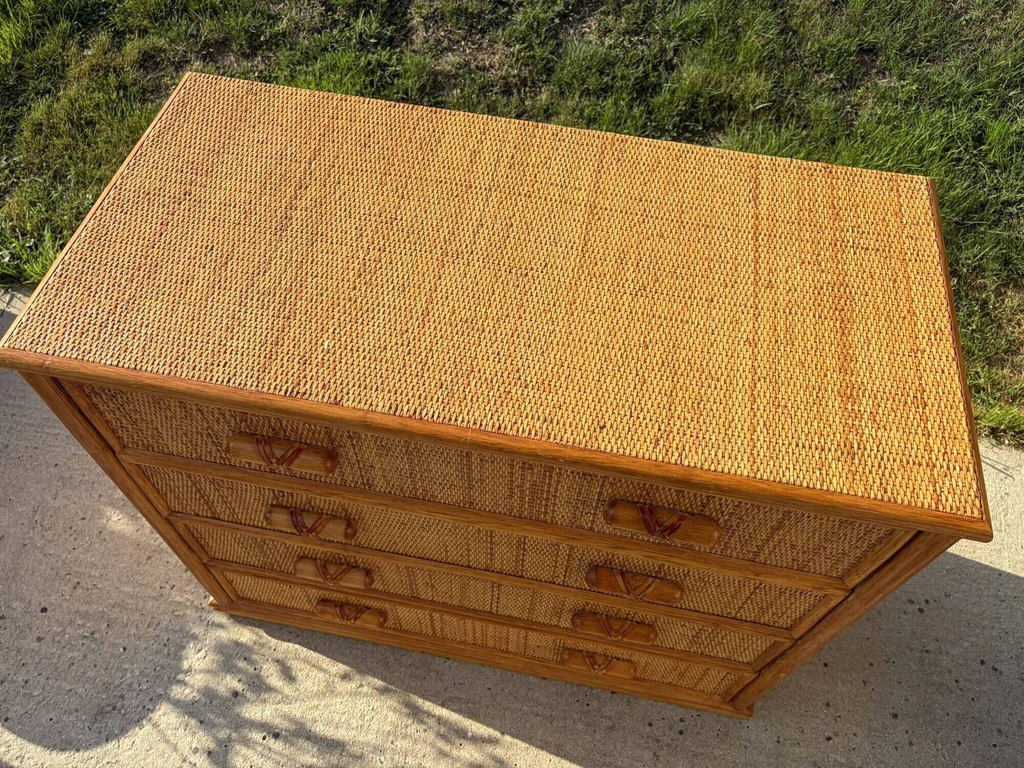 Large 4-drawer rattan chest of drawers from the 70s/80s.