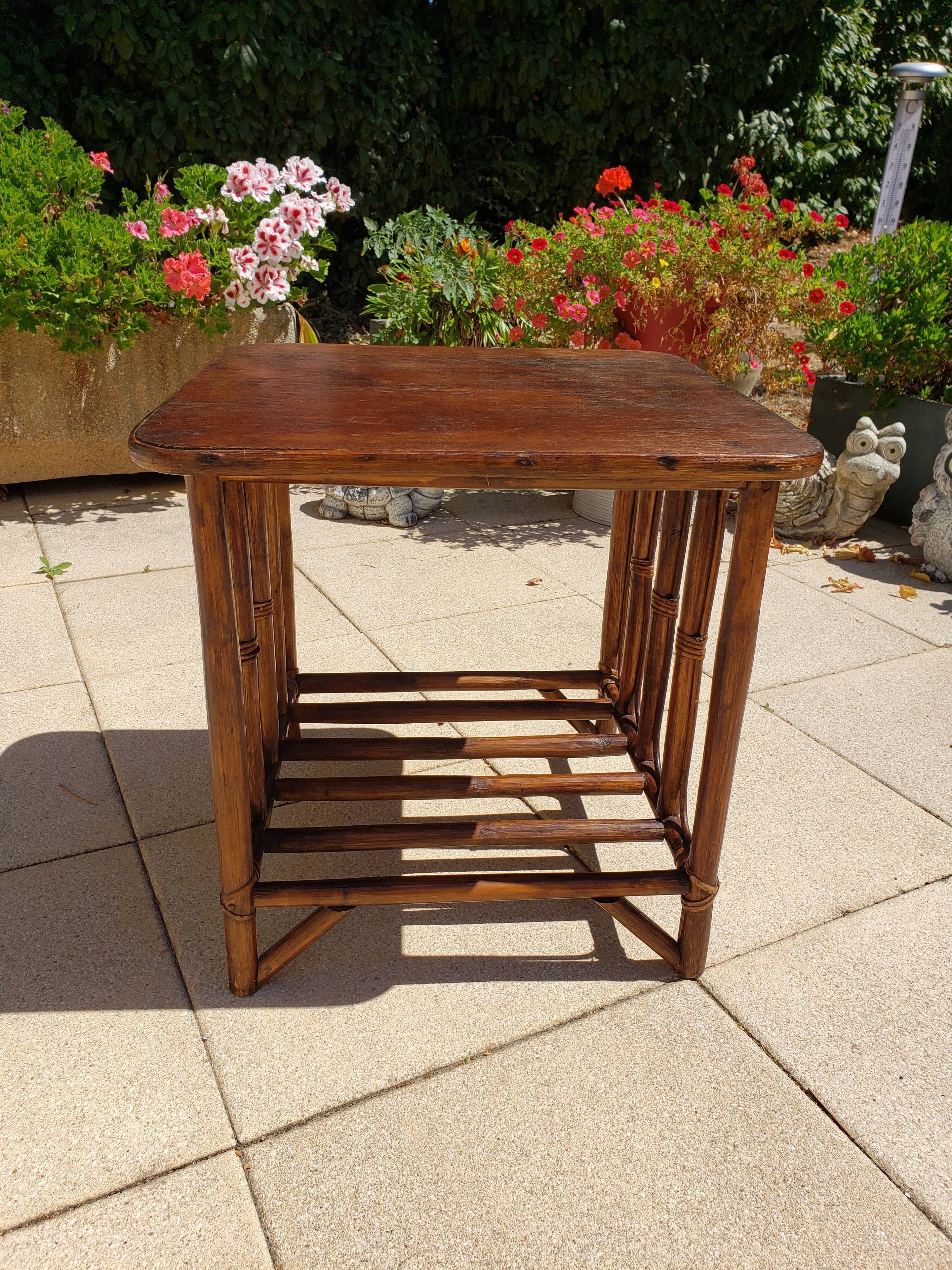 Coffee table or piece of rattan sofa from the 70s