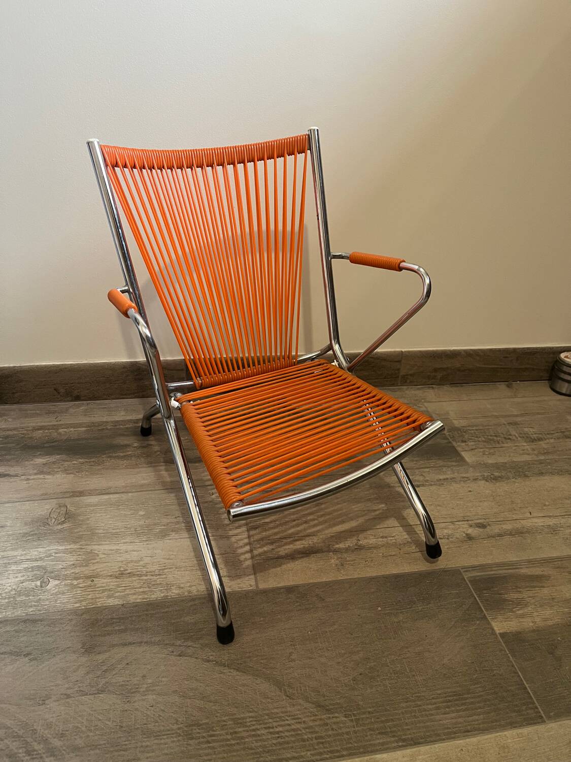 Scoubidou children's armchair