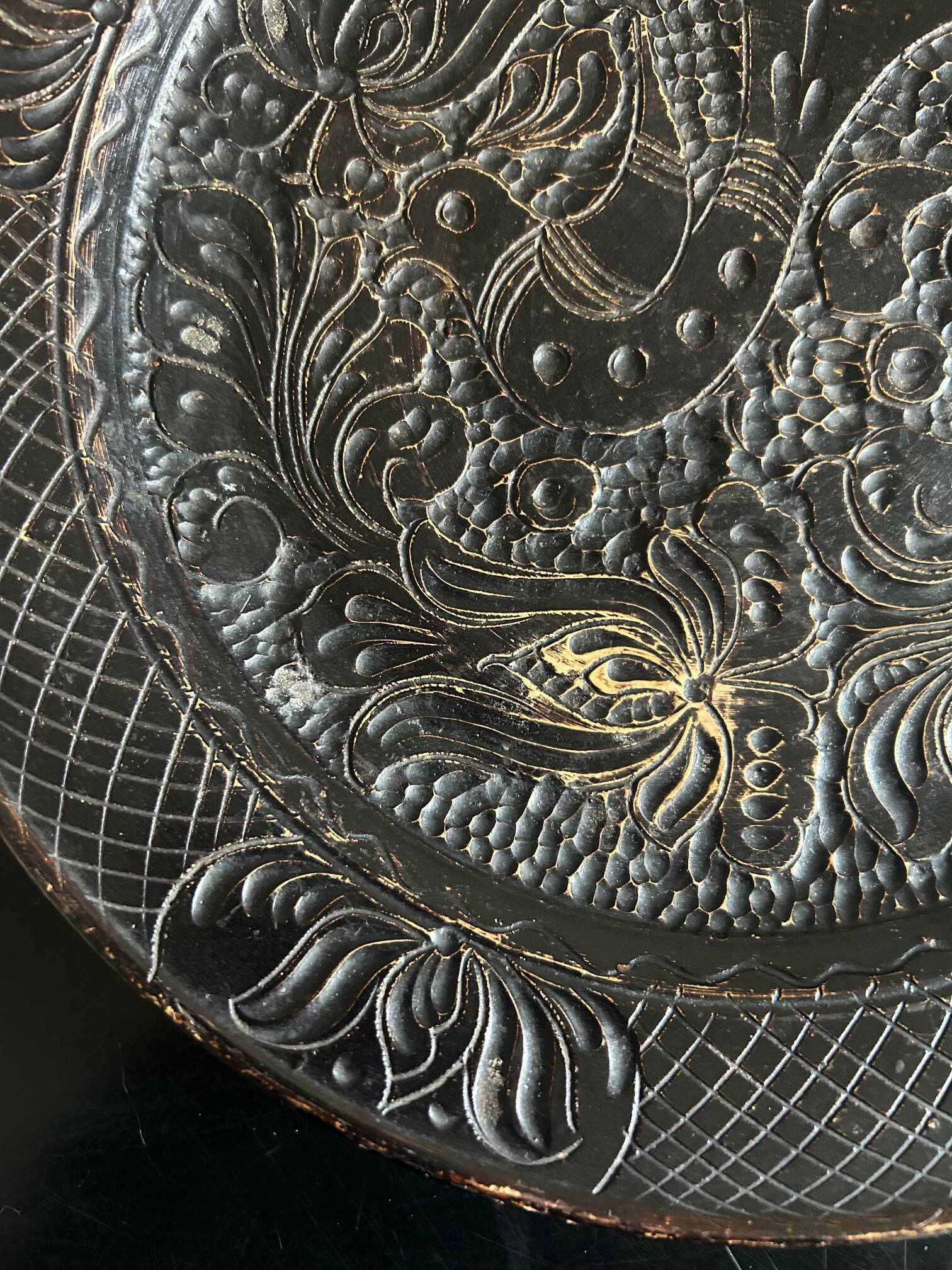 Korond ceramic dish with bird decoration