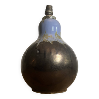 Lamp base