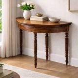 Half-moon table in solid walnut