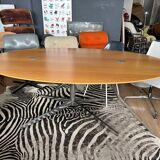 Florence Knoll Oval Desk Table for Knoll International circa 1980