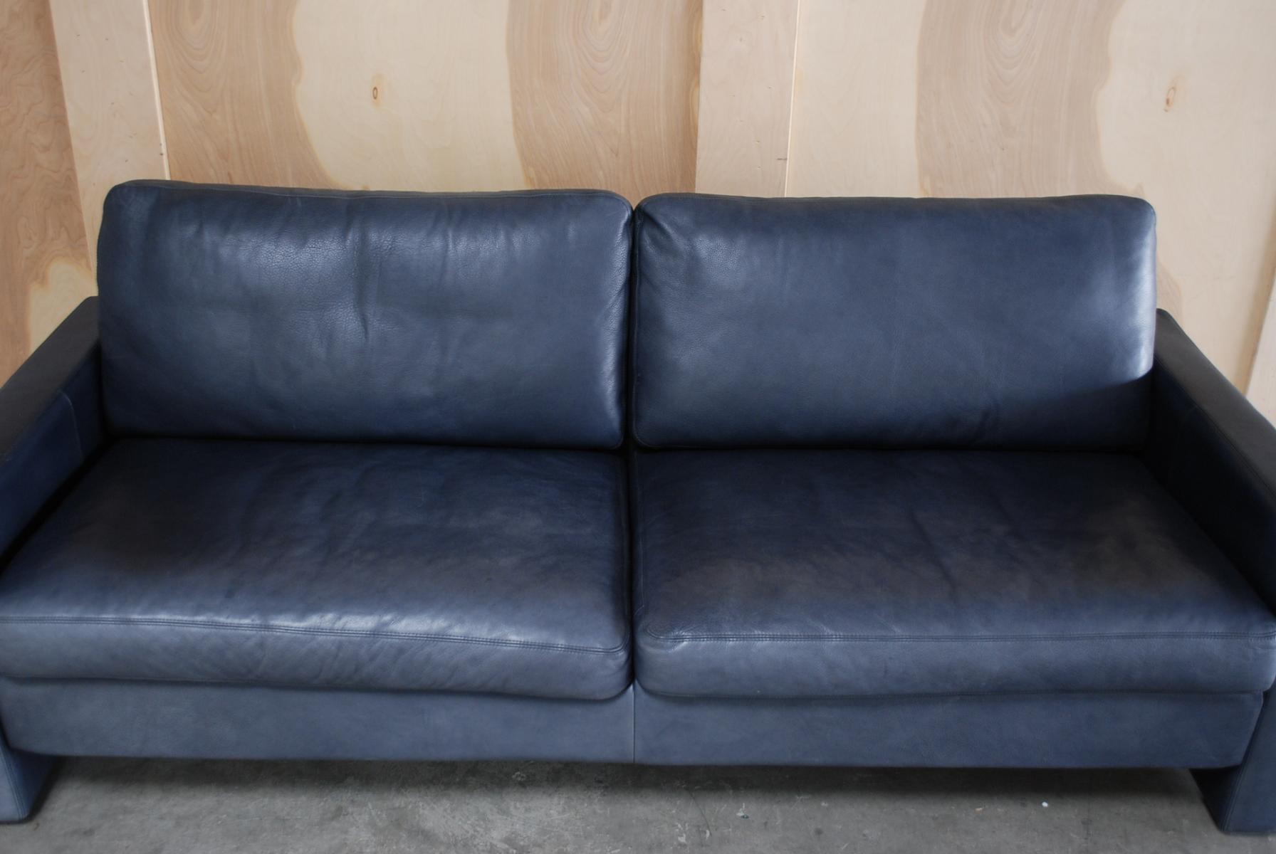 Vintage Conseta Sofa in Blue Cor Leather