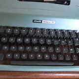 Olivetti Lettera 32 Typewriter
