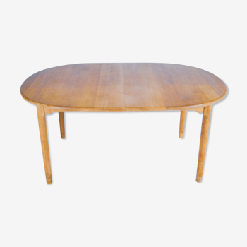 KP Møbler - Kurt Østervig - massive oak extendable dining table