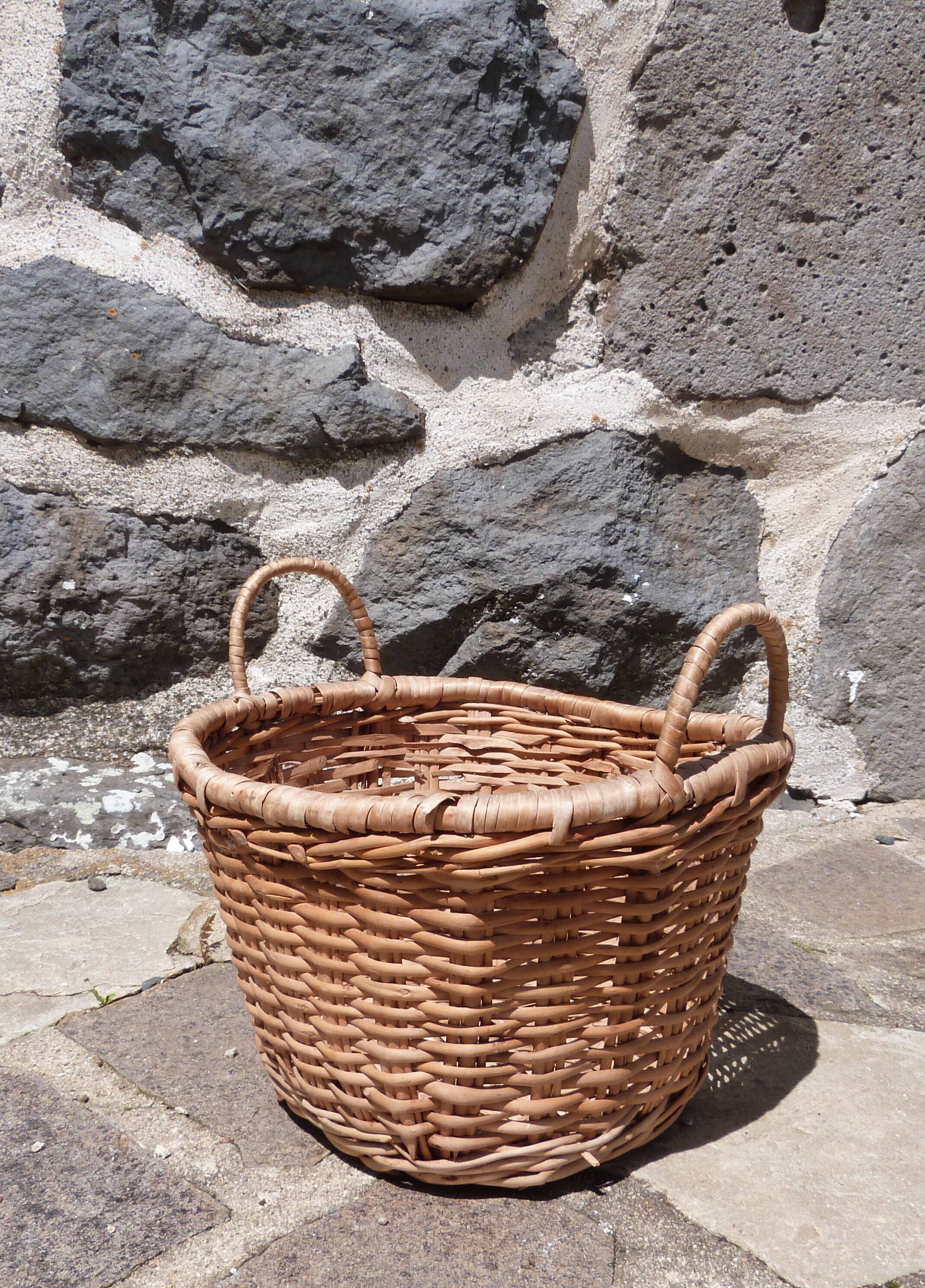 Small wicker basket with handles