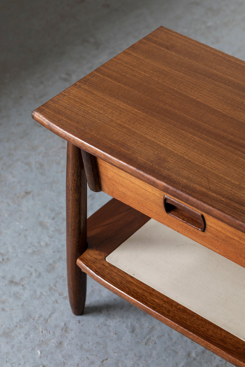 Set of 2 night stands, Dutch design, 1960’s