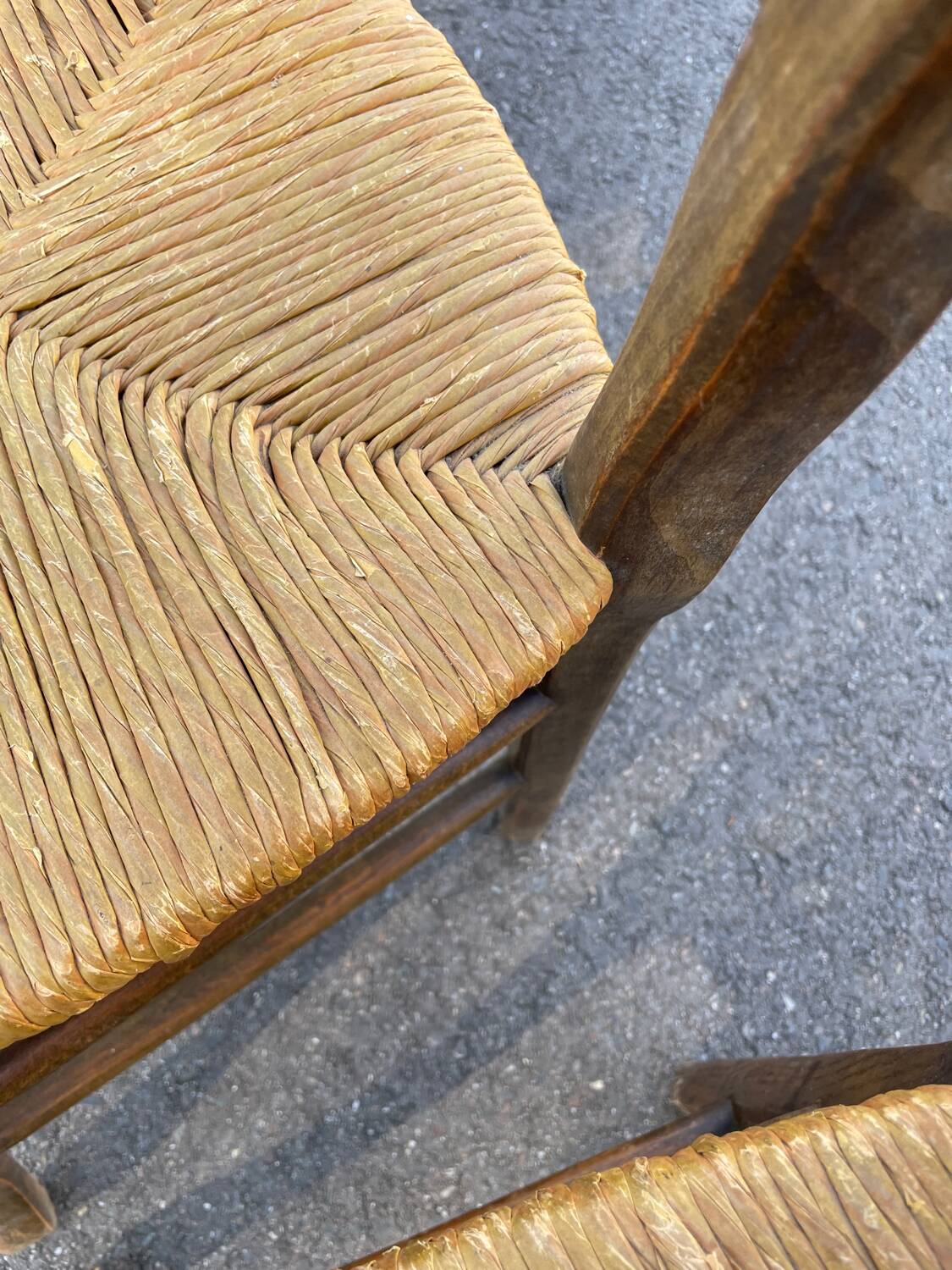 4 chaises paillées de campagne en bois