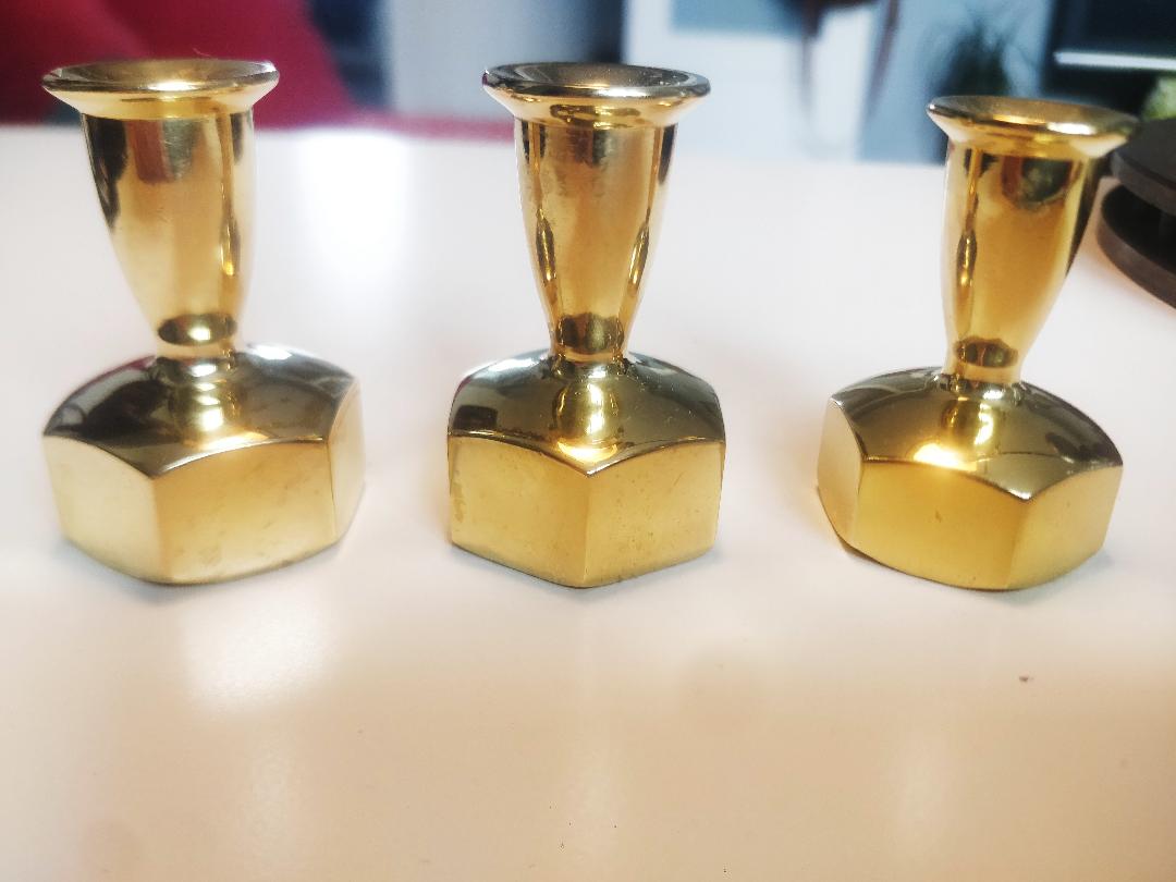 Set de 3 bougeoirs scandinaves en laiton L125 par Hans-Agne Jakobsson Markaryd 1960