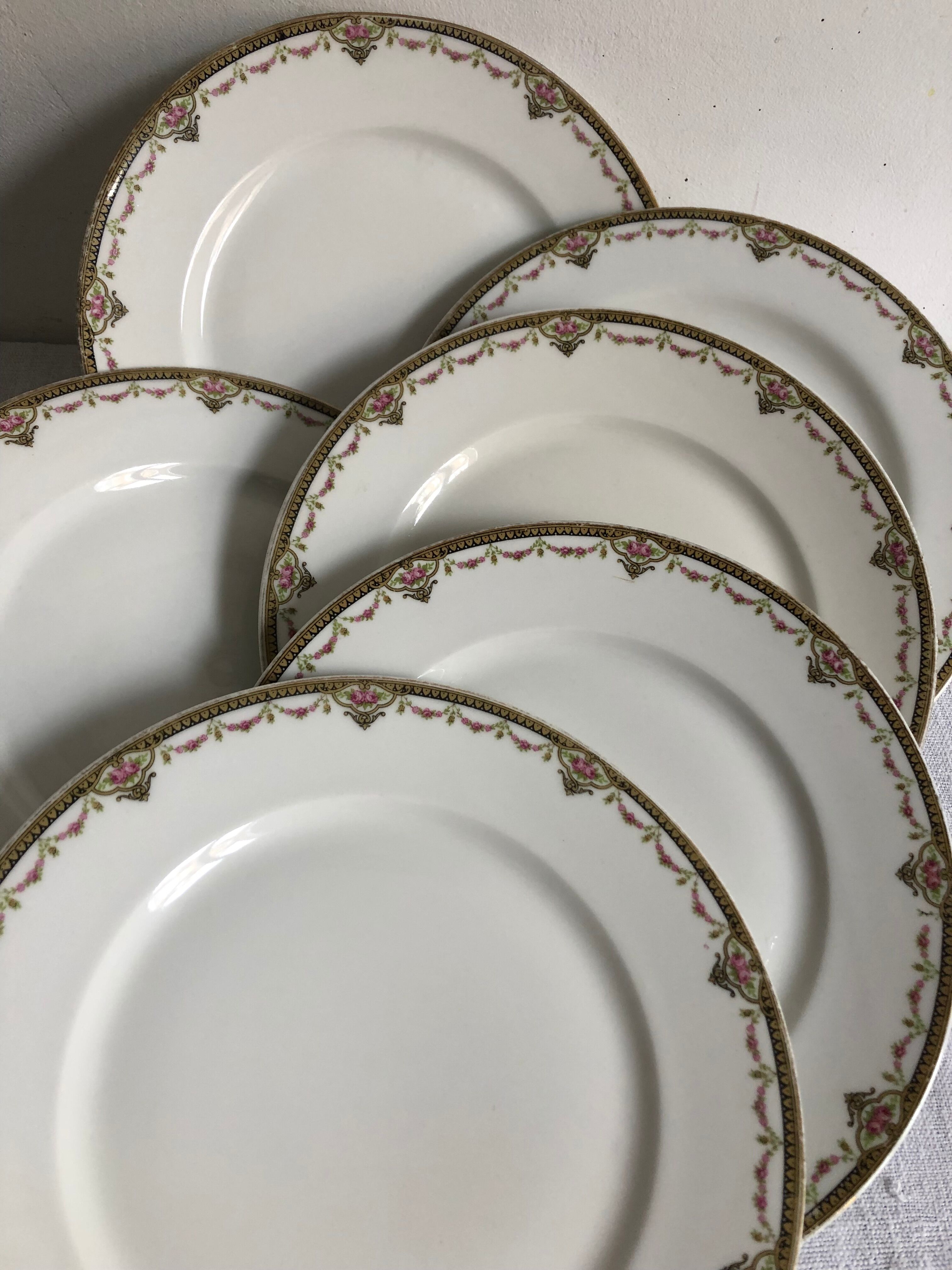 6 flat plates, Porcelaine de Limoges, WG et Cie