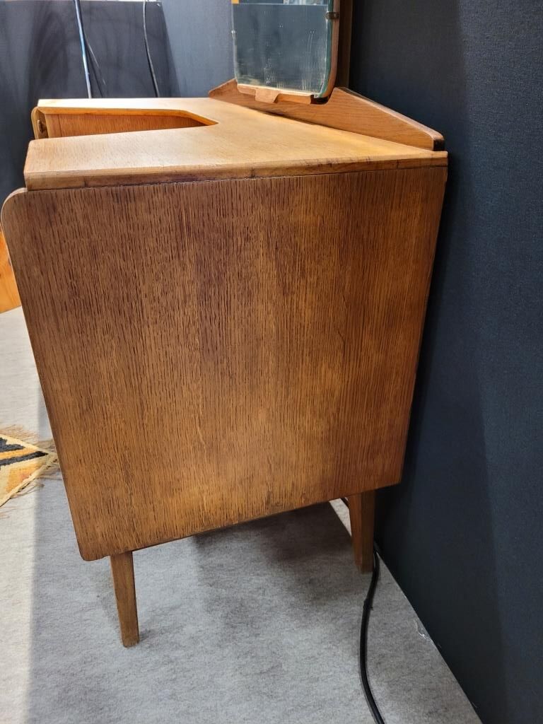 Dressing table G Plan 50s in teak-plated wood